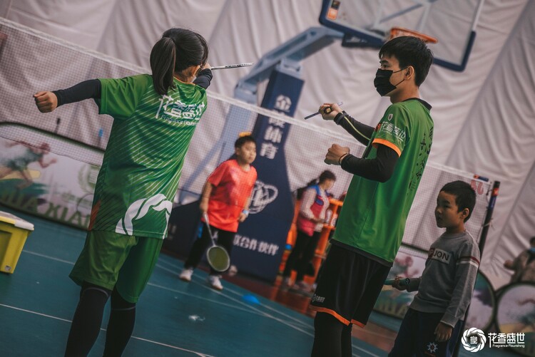 那不勒斯VS克雷莫纳直播意甲四场： 克雷莫纳vs...@三十年资深足球迷的动态